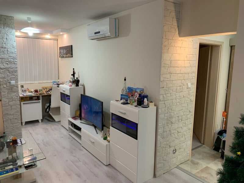 Дава се под наем Тристаен апартамент в София, Хиподрума - 80 кв.м за 777.75 € - Снимка #1