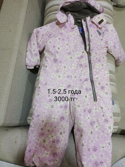 Продам детские вещи