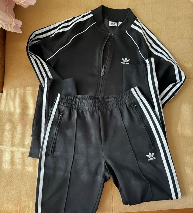Дамски анцуг Adidas