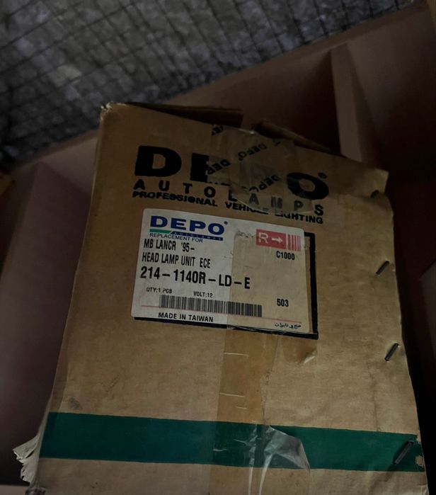 Фара Лансер 95-99г