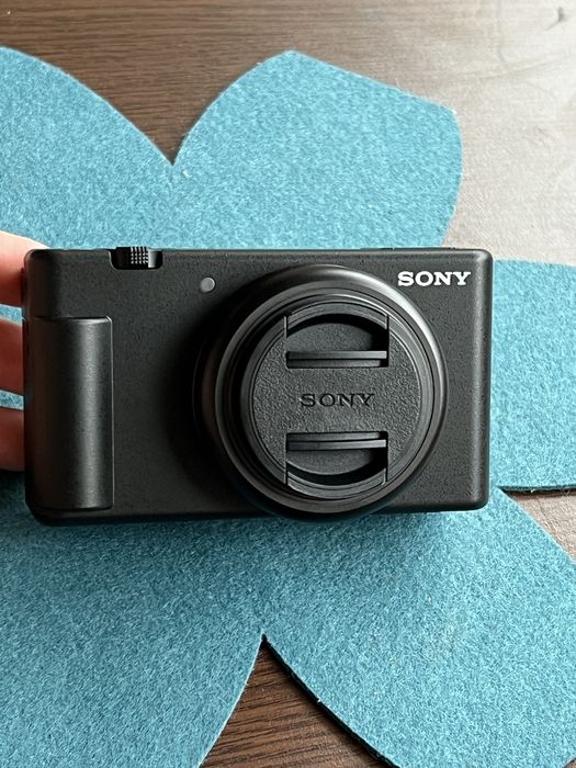 Sony ZV-1F vlogging camera