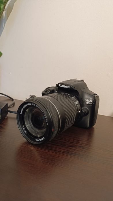 Canon 1300D и обектив 18-135