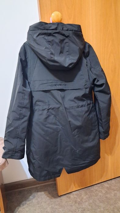 Весенняя куртка  для девочек.