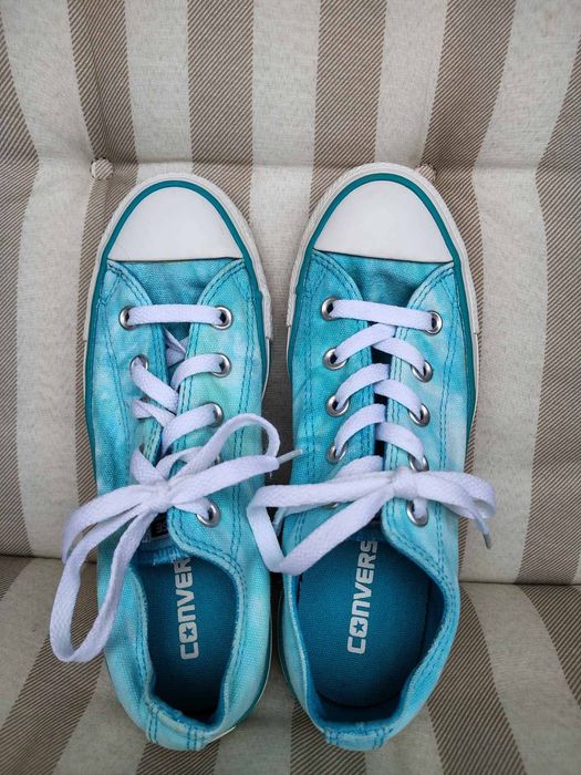 Нови кецове Converse