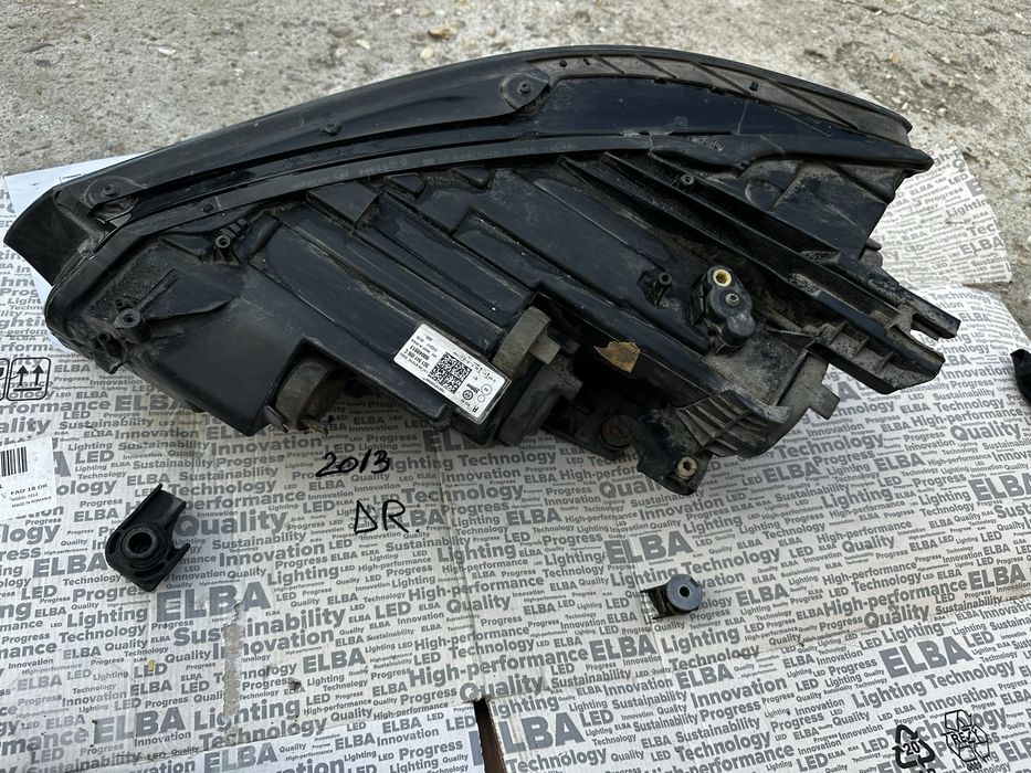 Far dreapta halogen vw passat b8.3g.