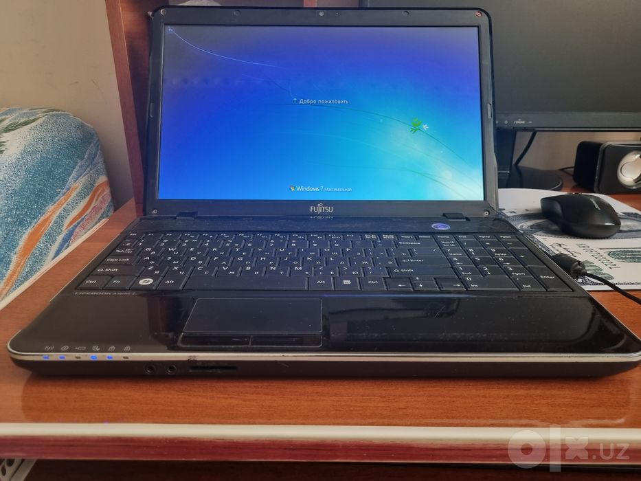 Noutbouk Fujitsu
