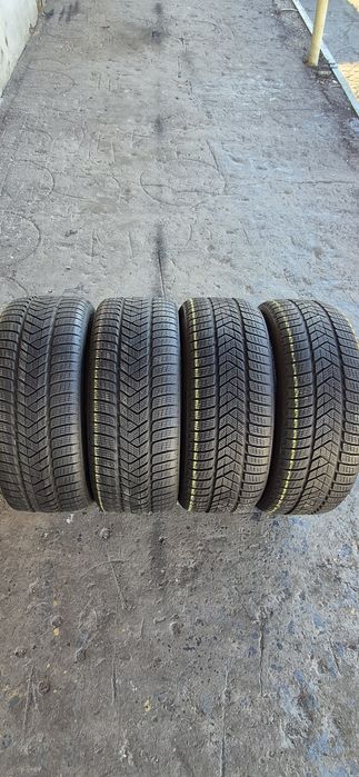 4 anvelope iarna Pirelli 255/50/19,dot 2022.Pretul este pe bucata.