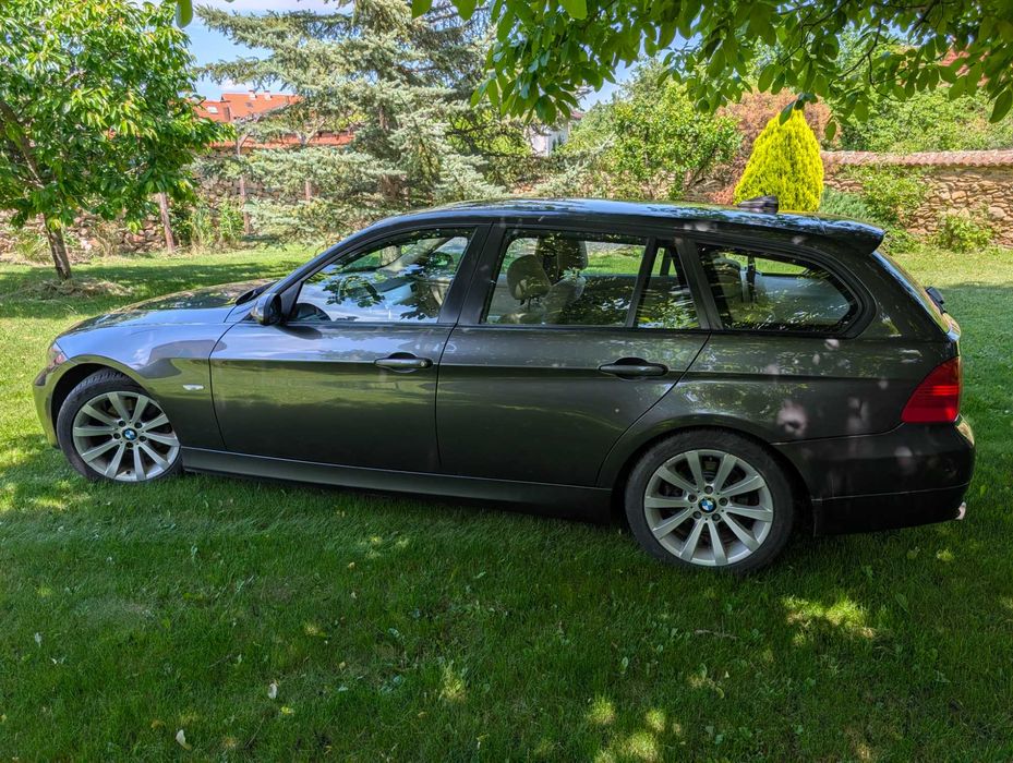 Продавам BMW E91 320D 163hp 2007г