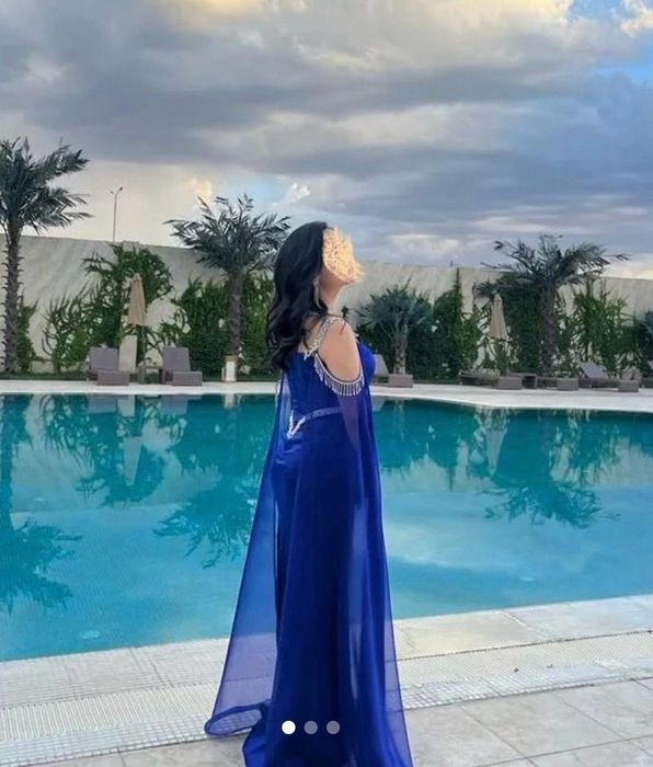 Вечерное платье для выпускного бала