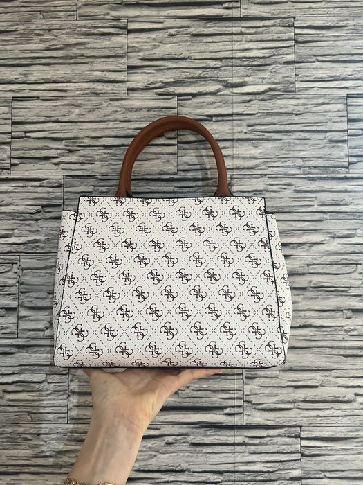 Дамска чанта Guess, Мини раничка Michael Kors