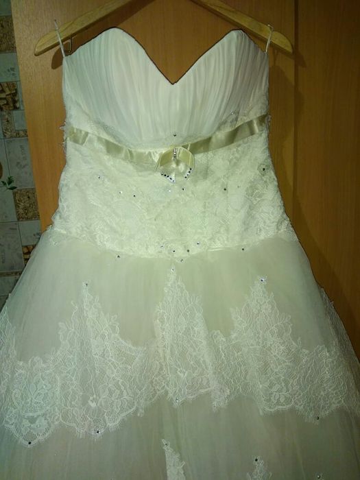 2 свадебных платья без торга