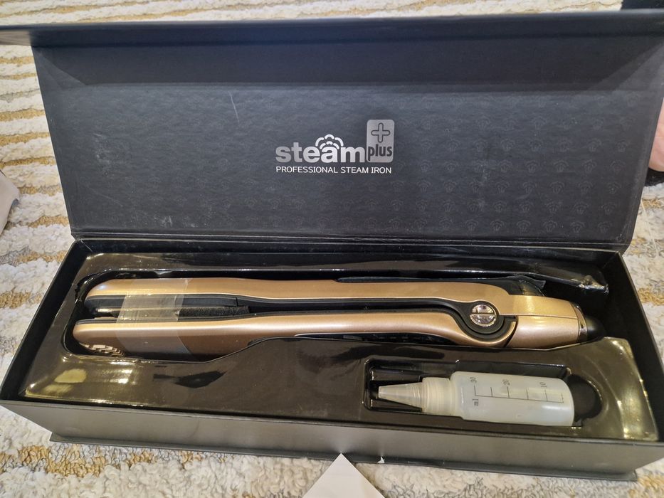 Vând placa de îndreptat parul