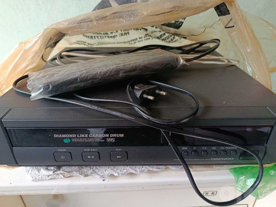 Видеомагнитофон VHS Daewoo DVR-4581D