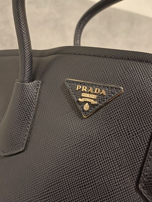Geanta prada noua