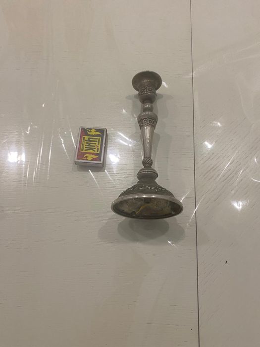 Продам мельхиоровый подсвечник