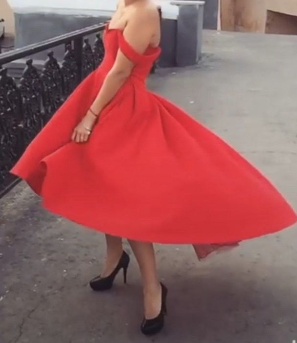 Продаётся платье