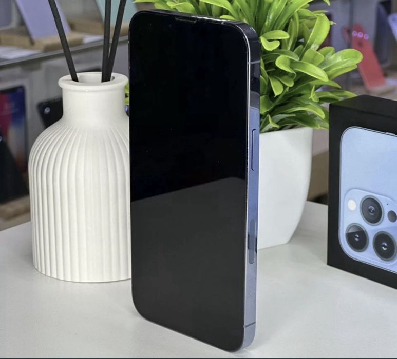 iPhone 13 Pro 256гб В Идеальном состояние
