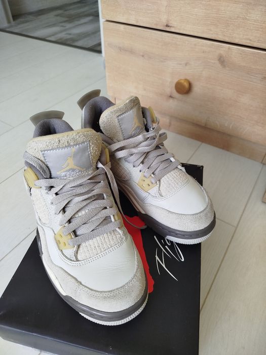 Nike Air Jordan retro 4 photon dust 37.5