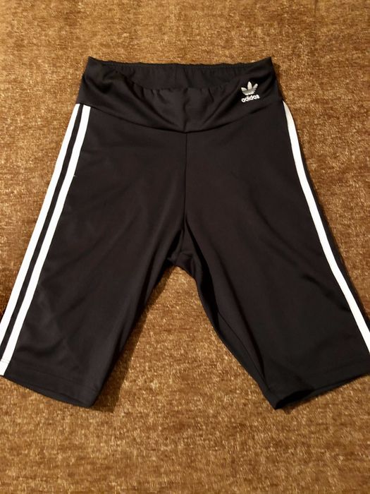 Спортен дамски клин Adidas;