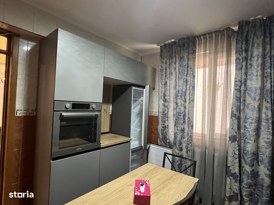 Casă spațioasă cu 7 camere, la malul lacului Colentina, Dobroești