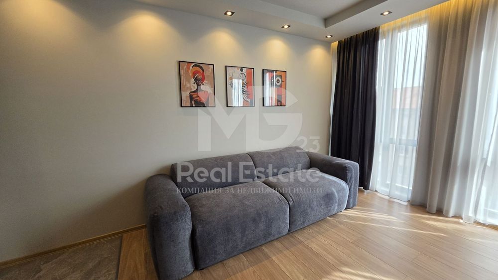 2-стаен в Пловдив-Център площ 75 цена 700