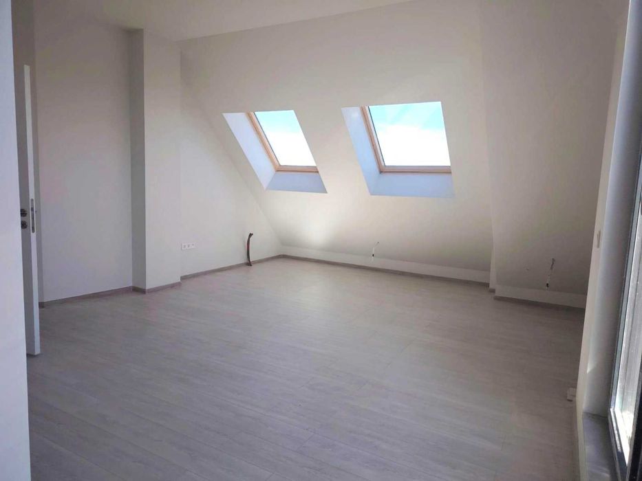 ЕРА Надежда продава двустаен апартамент в ж.к Надежда 1