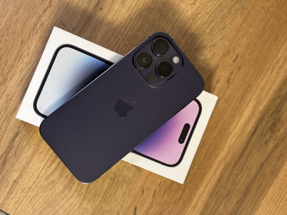 Продам Айфон 14 про