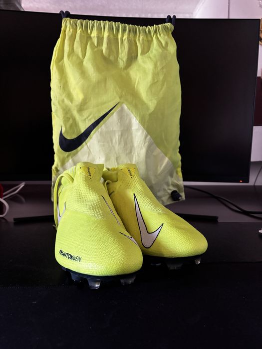 Ghete fotbal nike phantom retro elite