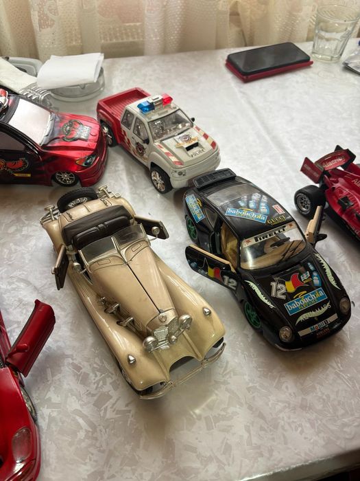 Mașinii de colecție , epoca, police