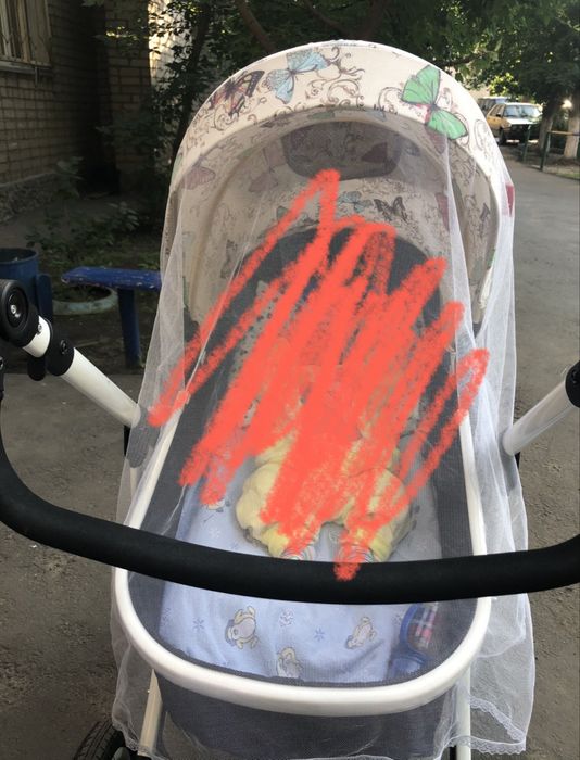 Продам коляску не дорого 10000тг