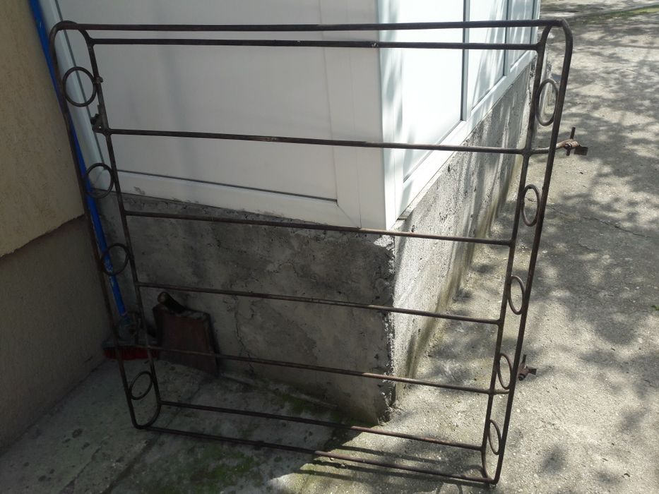 Portbagaj metalic mașină