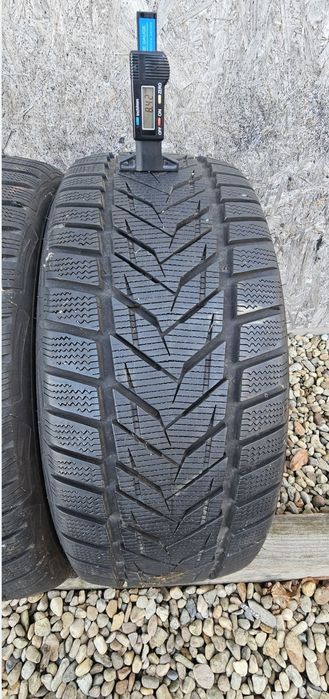 Anvelope Vredestein Wintrac Extreme S M+S 
235/45 R18 98V