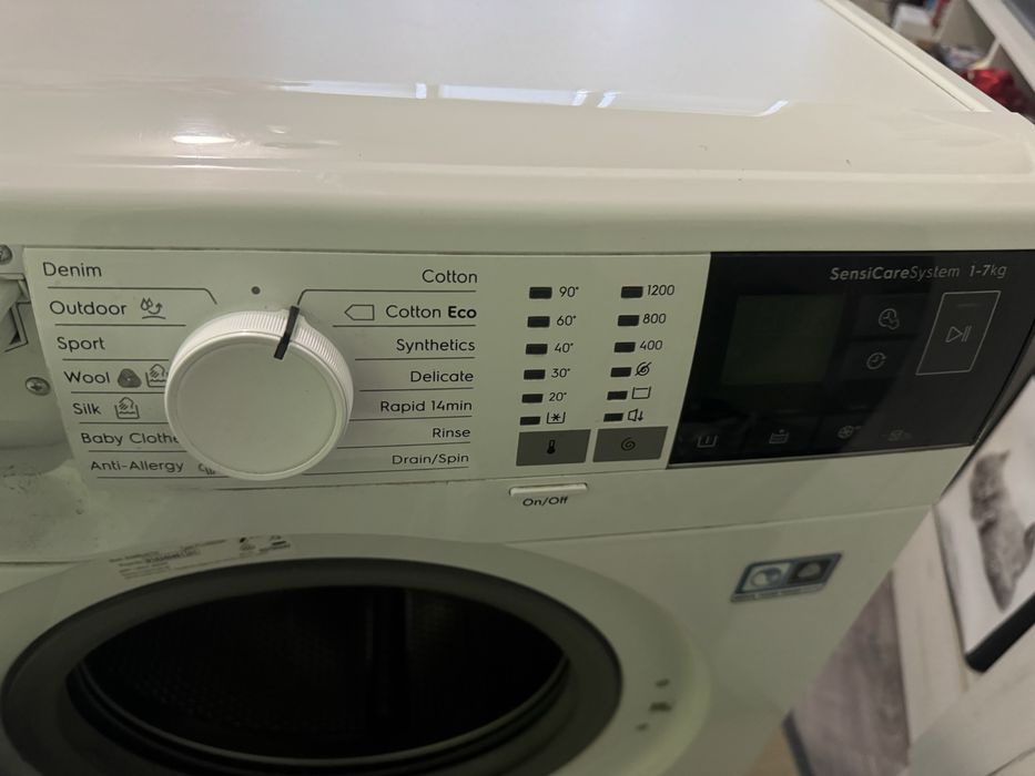 Пералня Електролукс Абсолютно Изправна