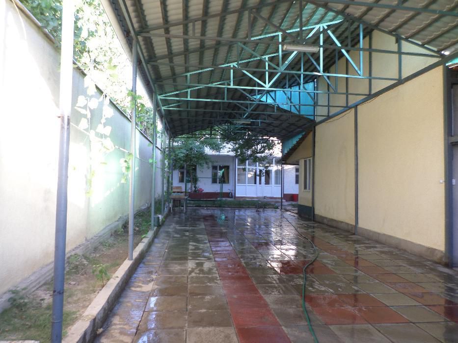 Продам 2 дома на одном участке в отличном районе