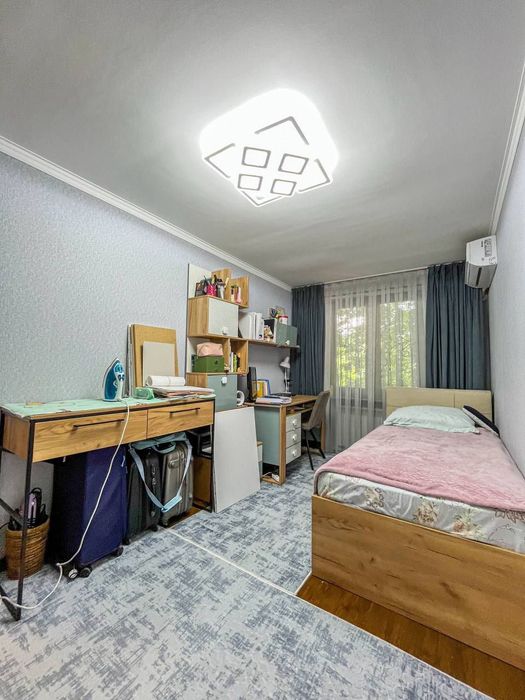 3/4/5 Ялангач,Автосалон Пойтахт,дом кирпич,балкон 2*6,новый ремонт,70м