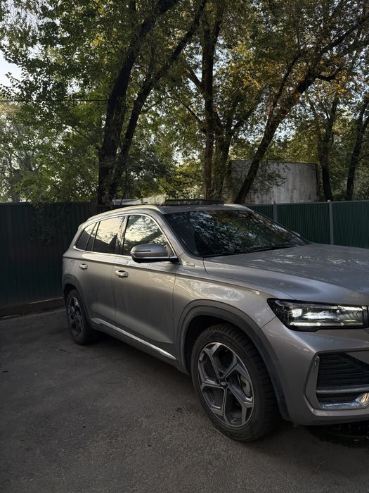 Geely monjaro 2024 2л