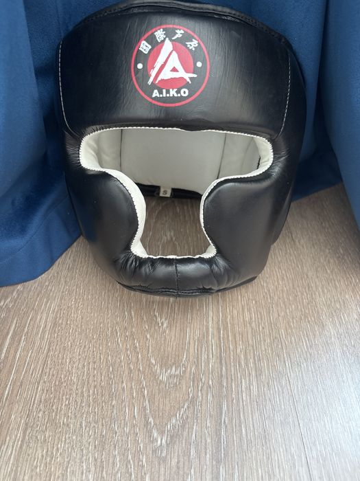 Шлем кожа полная защита для щек