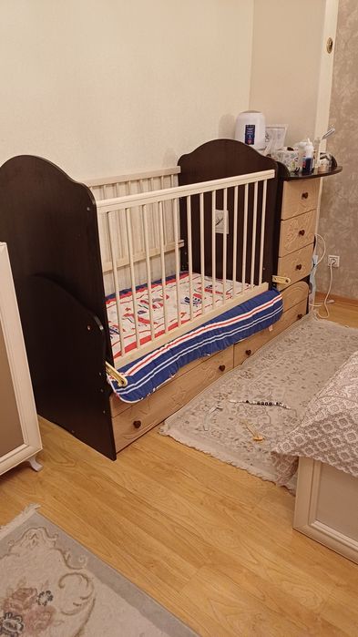 Детская кроватка, разборная