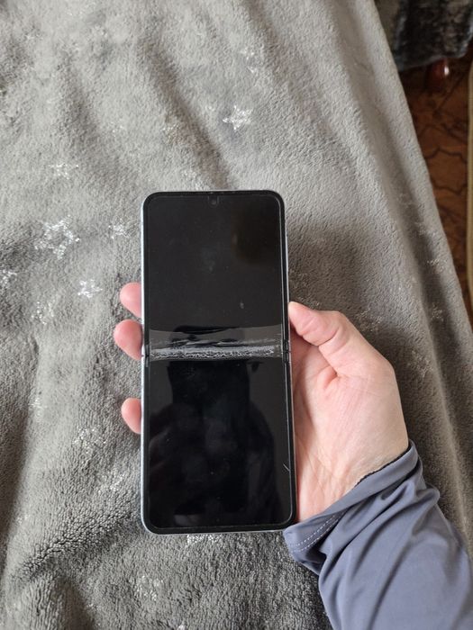 Samsung galaxy z flip 6