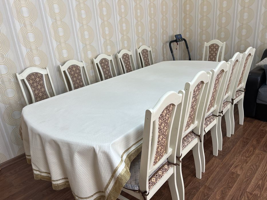 Продам стол со стульями