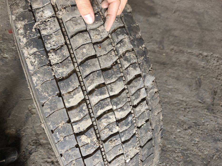 Anvelope 275/75R22.5