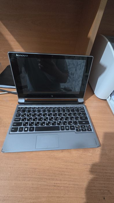 Ноутбук-трансформер Lenovo IdeaPad Flex 10.