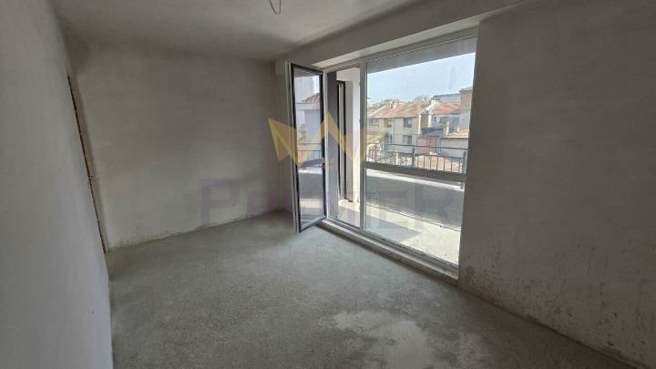 Тристаен в Бургас, Възраждане