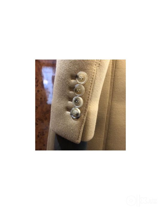 Brand: Burberry London, England