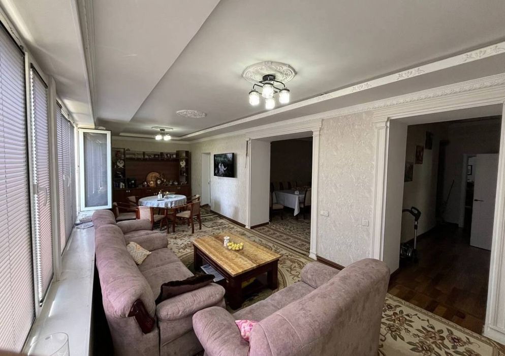 Уста Ширин Дом Участок 3,7 сотки 180 м² 6 комнат