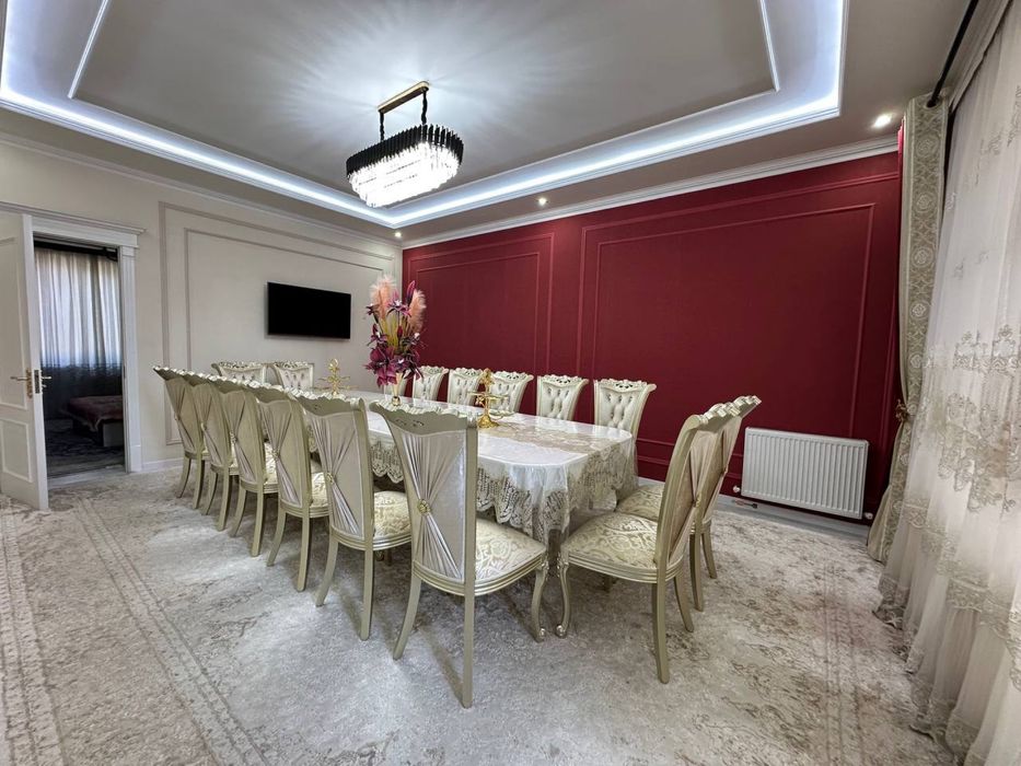 Учкахрамон постдан 6 км кирганда Хожи отада 4 сотих