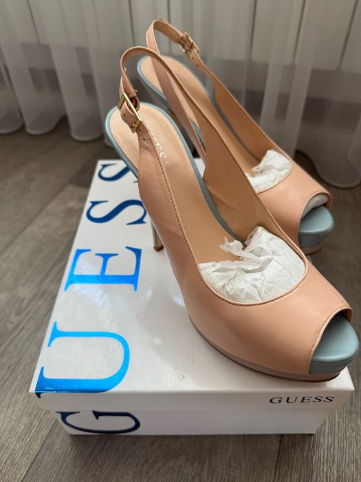 pantofi de vară Guess