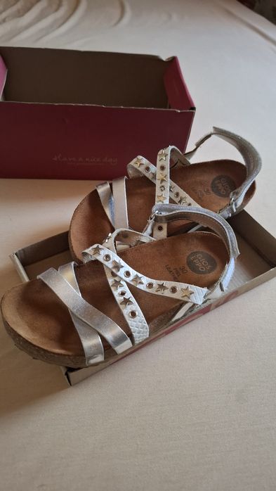 Сандали 30 размер на девочку