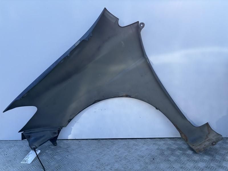 Aripa fata dreapta Honda FRV FR-V