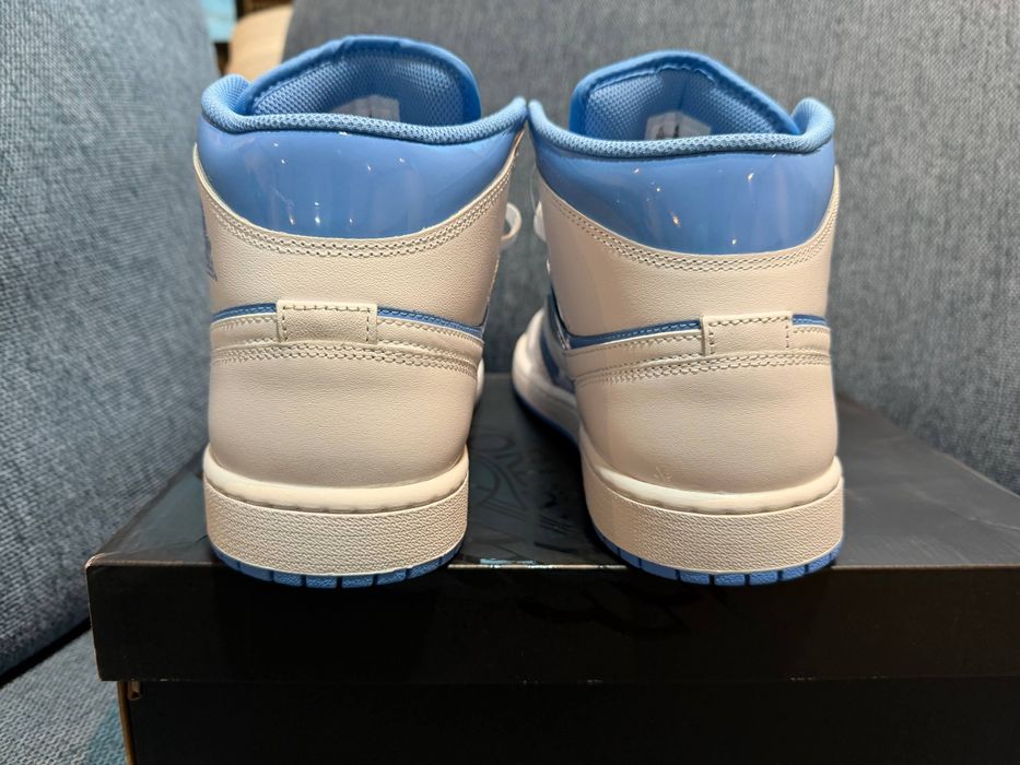 Air Jordan 1 mid SE